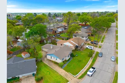 326 Countryside Drive, Irving, TX 75062 - Photo 23