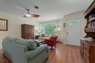 326 Countryside Dr, Irving, TX 75062 - Photo 5