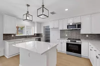 328 Cortland Circle, Roanoke, TX 76262 - Photo 3