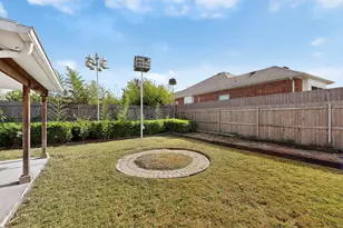 328 Cortland Cir, Roanoke, TX 76262 - Photo 39