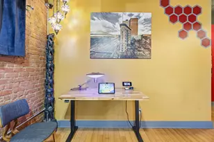 910 Houston St, Fort Worth, TX 76102 - Photo 11