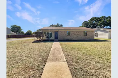 928 Shady Oaks Drive, Kennedale, TX 76060 - Photo 1