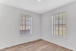 4330 Forest Point Dr, Garland, TX 75043 - Photo 13