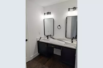 1310 Rosewood Lane, Lancaster, TX 75146 - Photo 5