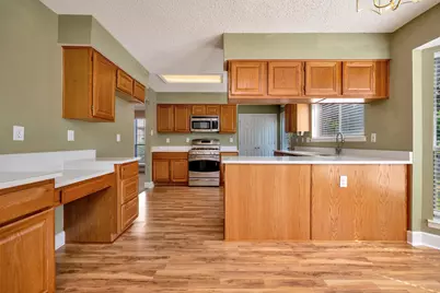 8000 Crazy Horse Lane, Fort Worth, TX 76137 - Photo 11