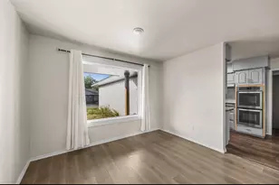 905 McKinney Ave, Princeton, TX 75407 - Photo 3