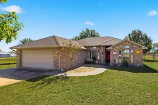 11649 Mitchell Cir, Ponder, TX 76259 - Photo 1