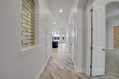 6004 Chatham Drive, McKinney, TX 75071 - Photo 5