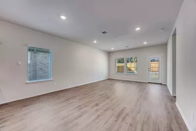 4314 Carnation Drive, Sherman, TX 75090 - Photo 9