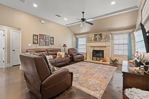 2916 Shoreline Dr, Burleson, TX 76028 - Photo 11