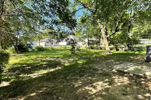 607 E Monterey St, Denison, TX 75021 - Photo 29