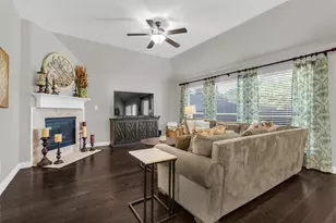 631 Allister Ct, Roanoke, TX 76262 - Photo 3