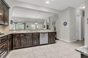 631 Allister Ct, Roanoke, TX 76262 - Photo 15