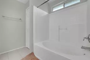 617 Crystal Brook Dr, Saginaw, TX 76179 - Photo 17