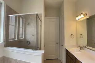 8031 Sunflower Ln, Dallas, TX 75252 - Photo 21