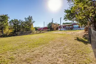 4813 Peachtree St, Granbury, TX 76048 - Photo 35
