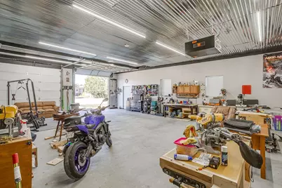 4813 Peachtree Street, Granbury, TX 76048 - Photo 7