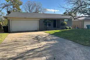 1113 S Idlewild Dr, Sherman, TX 75090 - Photo 3