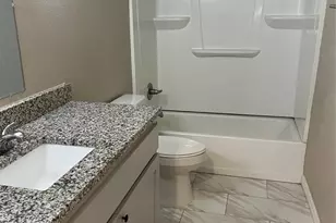 1113 S Idlewild Dr, Sherman, TX 75090 - Photo 15