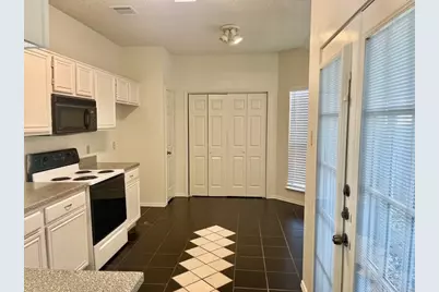 6709 Driffield Circle W, North Richland Hills, TX 76182 - Photo 9