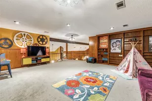 10615 Old Seagoville Rd, Dallas, TX 75217 - Photo 19