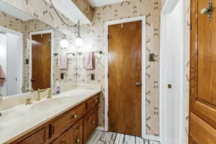 10615 Old Seagoville Rd, Dallas, TX 75217 - Photo 25