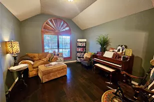 8381 Everglades Cir, Fort Worth, TX 76137 - Photo 5