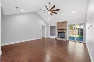 813 Timberline Ct, DeSoto, TX 75115 - Photo 5