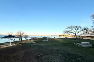 1705 Chris Craft Dr, Grapevine, TX 76051 - Photo 1