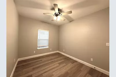 1917 Avenue A, Denison, TX 75020 - Photo 9