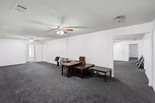 136 N Polk St, DeSoto, TX 75116 - Photo 23