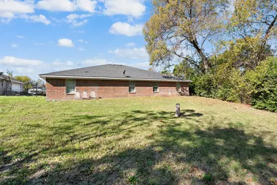 136 N Polk Street, DeSoto, TX 75116 - Photo 31