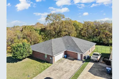 136 N Polk Street, DeSoto, TX 75116 - Photo 3