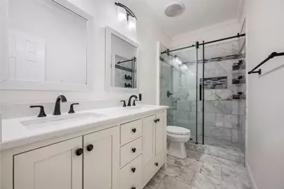 4901 Harborview Boulevard, Rowlett, TX 75088 - Photo 19