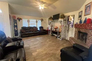 3001 Hillsdale St, Corsicana, TX 75110 - Photo 7