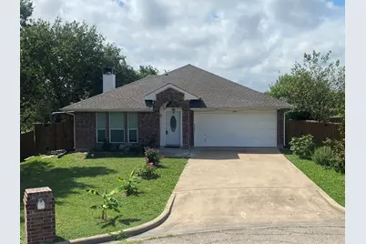 3001 Hillsdale Street, Corsicana, TX 75110 - Photo 1