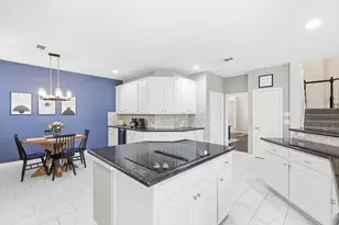 8436 Parkdale Dr, North Richland Hills, TX 76182 - Photo 15