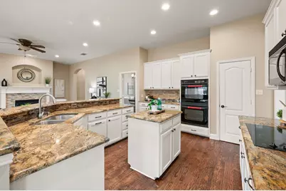 5908 Forest River Drive, Fort Worth, TX 76112 - Photo 13