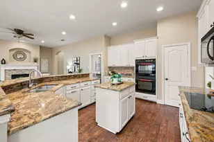 5908 Forest River Dr, Fort Worth, TX 76112 - Photo 13