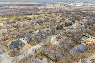 5908 Forest River Dr, Fort Worth, TX 76112 - Photo 31