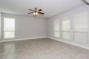 120 Knight of Realm Blvd, The Colony, TX 75056 - Photo 7