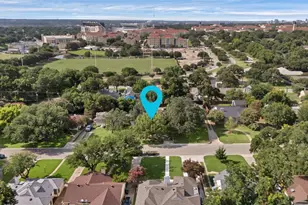 3414 Westcliff Rd S, Fort Worth, TX 76109 - Photo 3