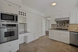 3414 Westcliff Rd S, Fort Worth, TX 76109 - Photo 9