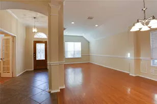 1020 Hickory Bend Ln, Fort Worth, TX 76108 - Photo 3