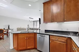 330 Las Colinas Blvd E, Irving, TX 75039 - Photo 11