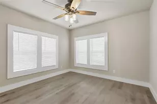 6917 Sheila Ln, Burleson, TX 76028 - Photo 31