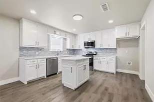 6917 Sheila Ln, Burleson, TX 76028 - Photo 13