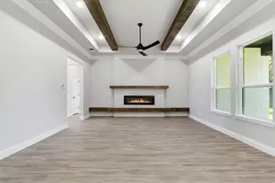 306 Sunflower Ct, Tolar, TX 76476 - Photo 11