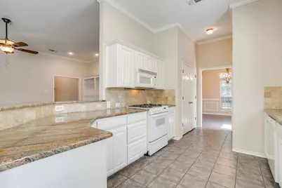 7116 Deer Hollow Drive, Fort Worth, TX 76132 - Photo 11