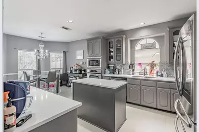 5243 W Cove Way, Grand Prairie, TX 75052 - Photo 17